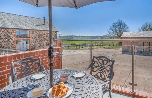 Thelbridge Apartment | The Stables - Uk49089