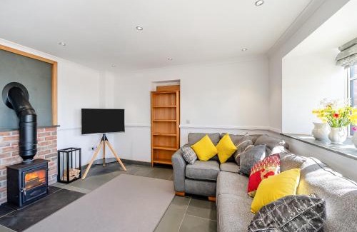 Thelbridge Apartment | The Stables - Uk49089