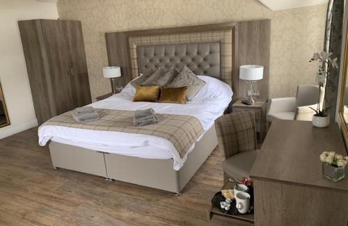 Pathhead Hotel | The Stair Arms Hotel
