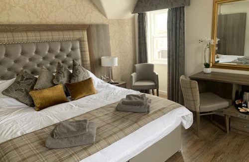 Pathhead Hotel | The Stair Arms Hotel