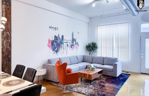 Downtown Memphis Apartment | The Stallion #104 - Brand New Modern Spacious Loft with Patio - Walkable to attractions