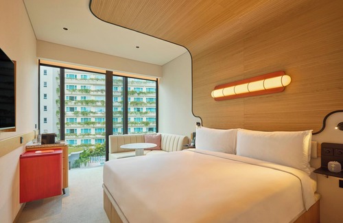 Orchard Hotel | The Standard, Singapore
