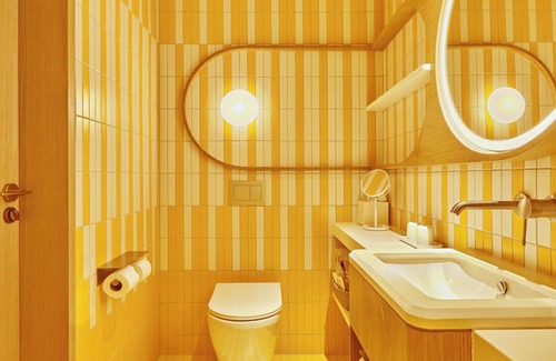 Orchard Hotel | The Standard, Singapore