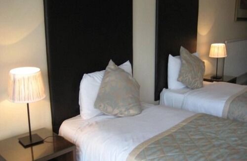 Andover Hotel | The Star and Garter