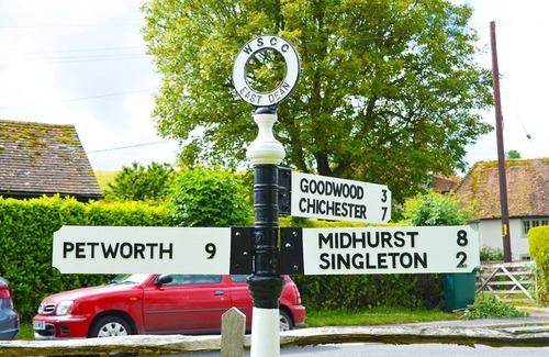 East Dean Bed & Breakfast | The Star & Garter