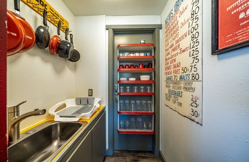 Northport Apartment | The station
