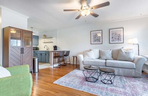 Historic Waverly Apartment | The Stay Awhile Suite - Convenient Monthly Rental