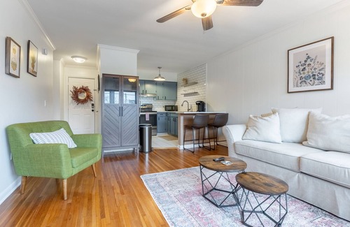 Historic Waverly Apartment | The Stay Awhile Suite - Convenient Monthly Rental