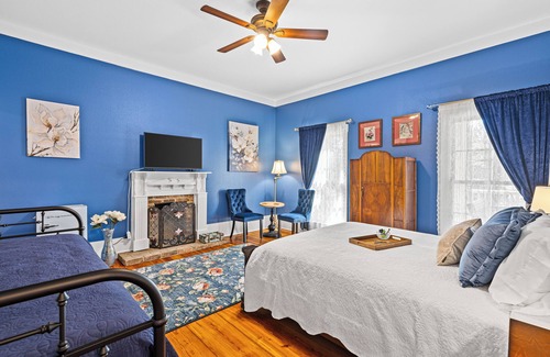 Jefferson Bed & Breakfast | The Steamboat Inn