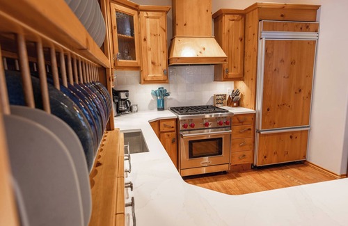 East Kootenay Ski Chalet | The Stemwinder Chalet by Simply Kimberley