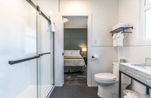 Steveston Hotel | The Steveston Cafe & Hotel