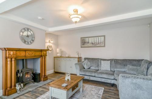 Gainsborough House | The Stirrup Cottage