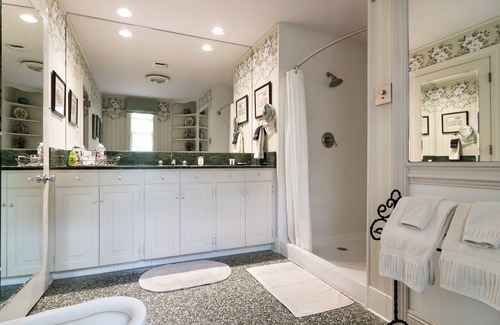 Highlands - Perkins Bed & Breakfast | The Stockade Bed and Breakfast