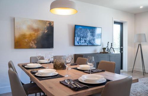 Revelstoke House | The Stoke Stopover - Revelstoke Condo with Hot Tub
