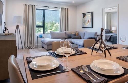 Revelstoke House | The Stoke Stopover - Revelstoke Condo with Hot Tub