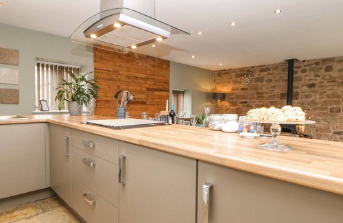 Marsh Lane Cottage | THE STONE BARN, pet friendly, character holiday cottage in Marsh Lane