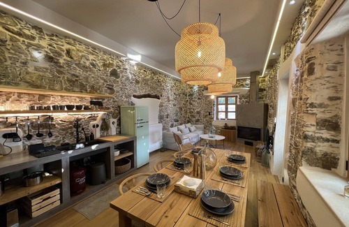 Kantanos-Selino House | The Stone House