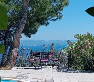 Altinoluk Bed & Breakfast | The Stone House