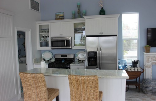Olde Carlsbad Cottage | The Story Brooke Cottage
