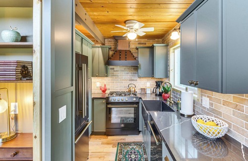 Thousand Oaks House | The Storybook Cottage: Every Stay Tells a Story!