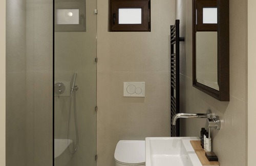 Kalambaka House | The Storyteller Boutique House