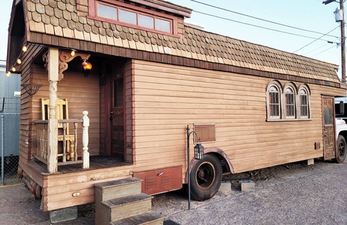 Mesilla Park House | The Stranded Time Traveler; a timeless experience in a very convenient location!