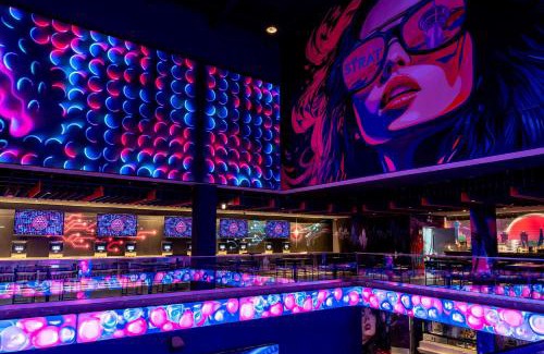 Gateway District Resort | The STRAT Hotel, Casino & Tower