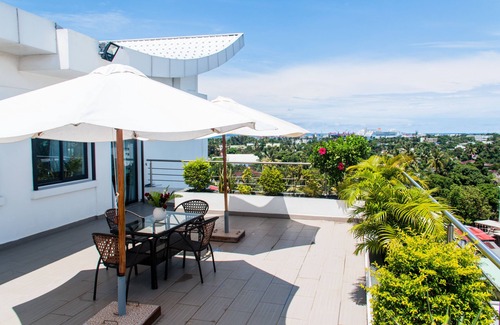 Toamasina Apartment | The Streamliner Hotel Apartment