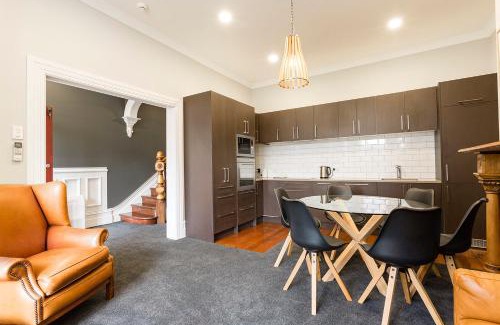 Dunedin City Centre House | The Stuart Street Terraced House