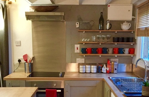 Basingstoke Cottage | The Studio a lovely tiny house retreat in the centre of Basingstoke