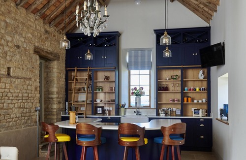 Castle Bytham House | The Studio - A Unique and Luxurious Country Barn Conversion