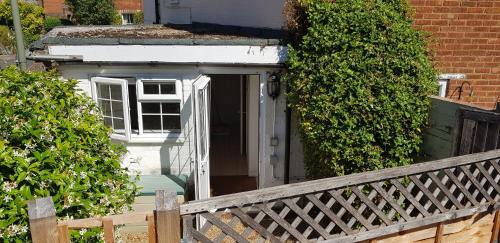 Guildford House | The Studio