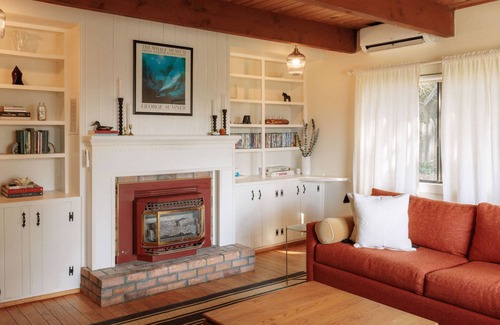 Olga House | The Stuga - Walk to Water w/Views