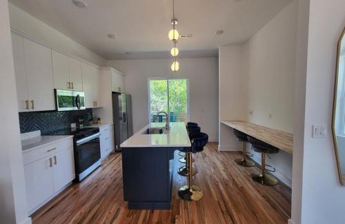 Downtown Chattanooga House | The Stunning Southside Escape!