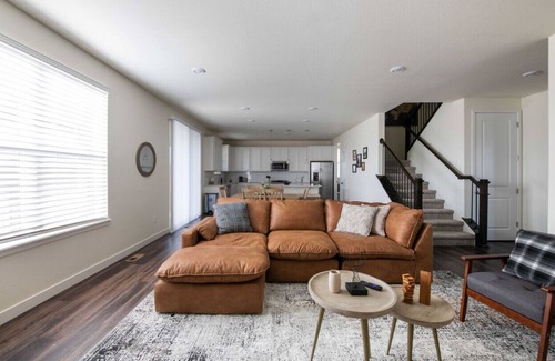 Brighton House | The Stylish Stay| Brand New Construction