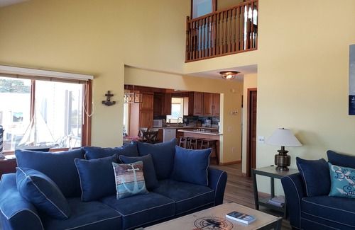 Greenbush House | The sugar sand of Lake Huron is waiting for your family!