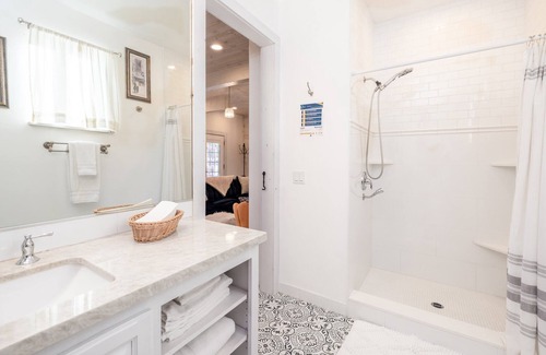 Big Bear Hotel | THE Suite #1997