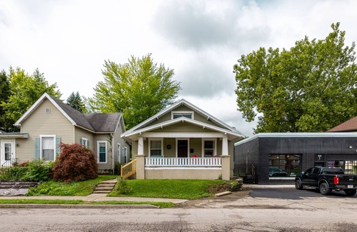 Muncie House | The Suite Retreat
