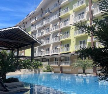 Mactan Export Processing Zone Apartment | The Suites at the Amani Grand Residences - Mactan Airport
