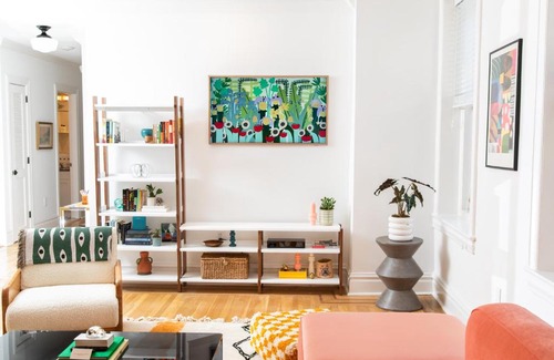 Center City Apartment | The Suites At The Touraine No 109