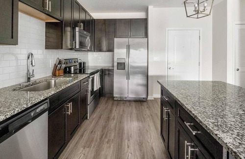 Summerville Apartment | The Summet Vibe 8769