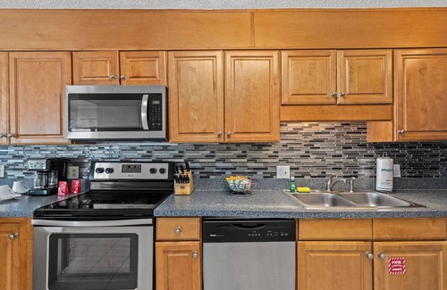 Bel Air Condo | The Summit PCB 532 * 2 Bed, 2 Bath * East Corner Beachfront