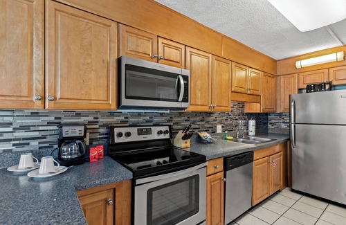 Bel Air Condo | The Summit PCB 532 * 2 Bed, 2 Bath * East Corner Beachfront