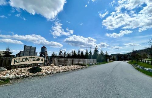 Southcrest Apartment | The Summit