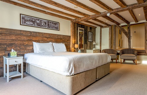 Faversham Hotel | The Sun Inn