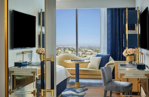 West Hollywood Hotel | The Sun Rose West Hollywood