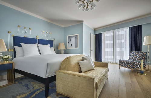 West Hollywood Hotel | The Sun Rose West Hollywood