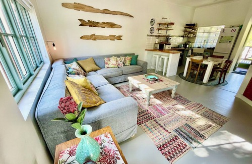 Robberg Beach Apartment | The Sunbird - Cozy fully equipped self-catering apartment 450m to the Beach