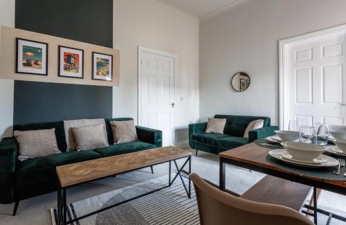 Sunderland House | The Sunderland Spot Family & Work Ready