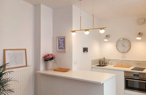 Bergeggi Apartment | The Sundevilla Designer Penthouse with sea view terrace, parking space and pool
